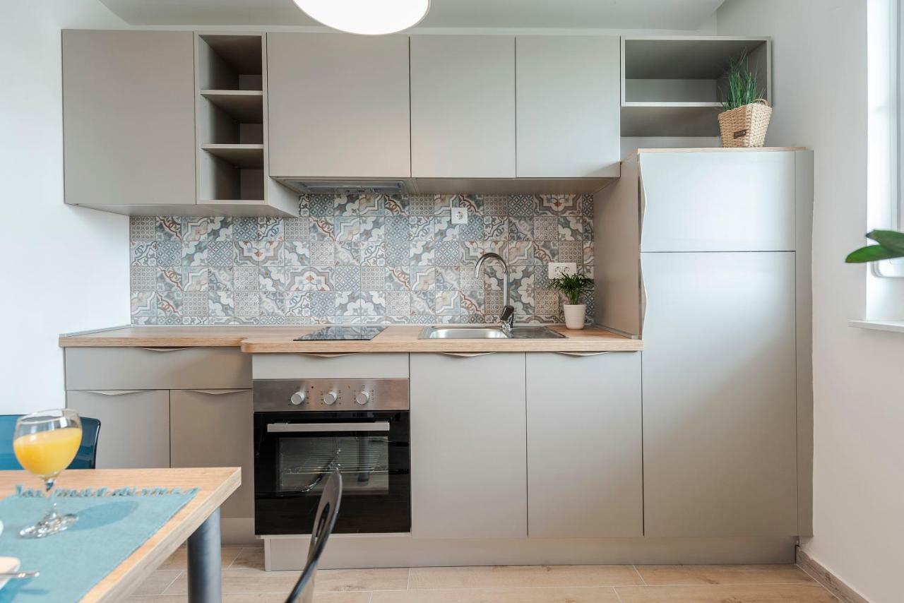 דירות זאדאר Seven Apartman מראה חיצוני תמונה