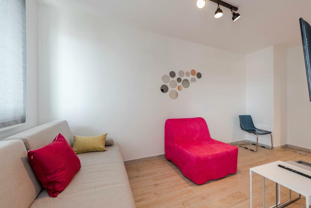 דירות זאדאר Seven Apartman מראה חיצוני תמונה