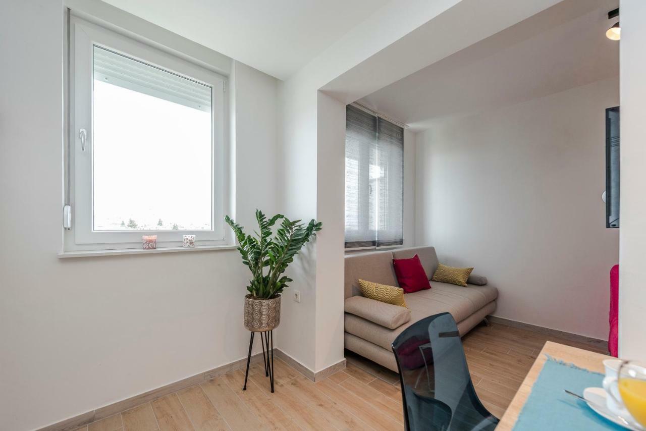 דירות זאדאר Seven Apartman מראה חיצוני תמונה